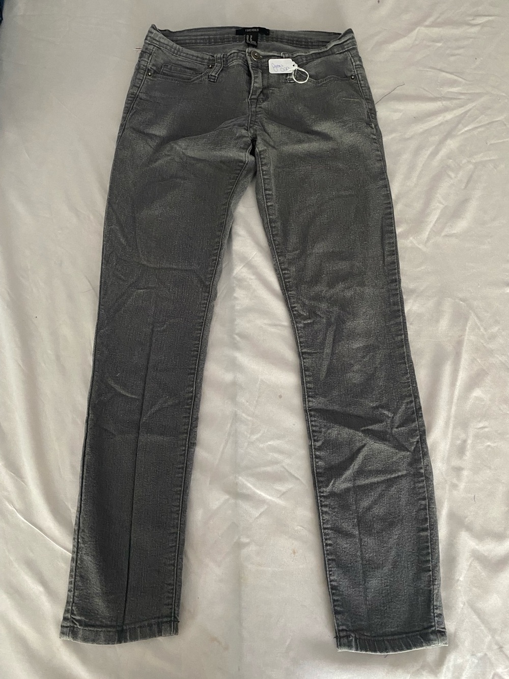 Forever 21 Grey Skinny Jeans Women’s Size 26 Mid Rise Stretch Denim - Picture 2 of 10